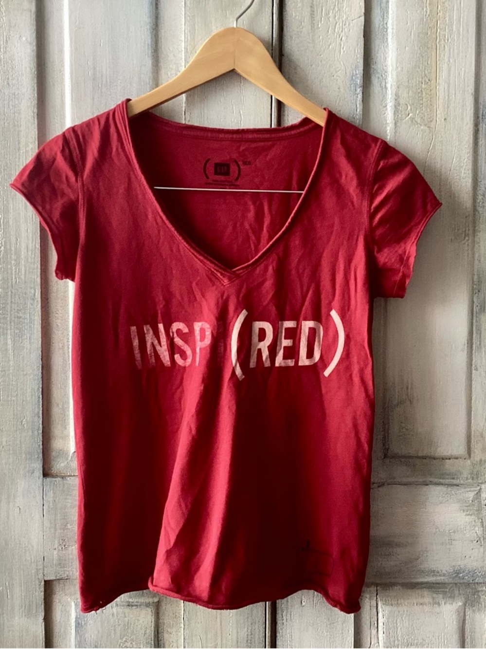 GAP- INSPI(RED) T-Shirt